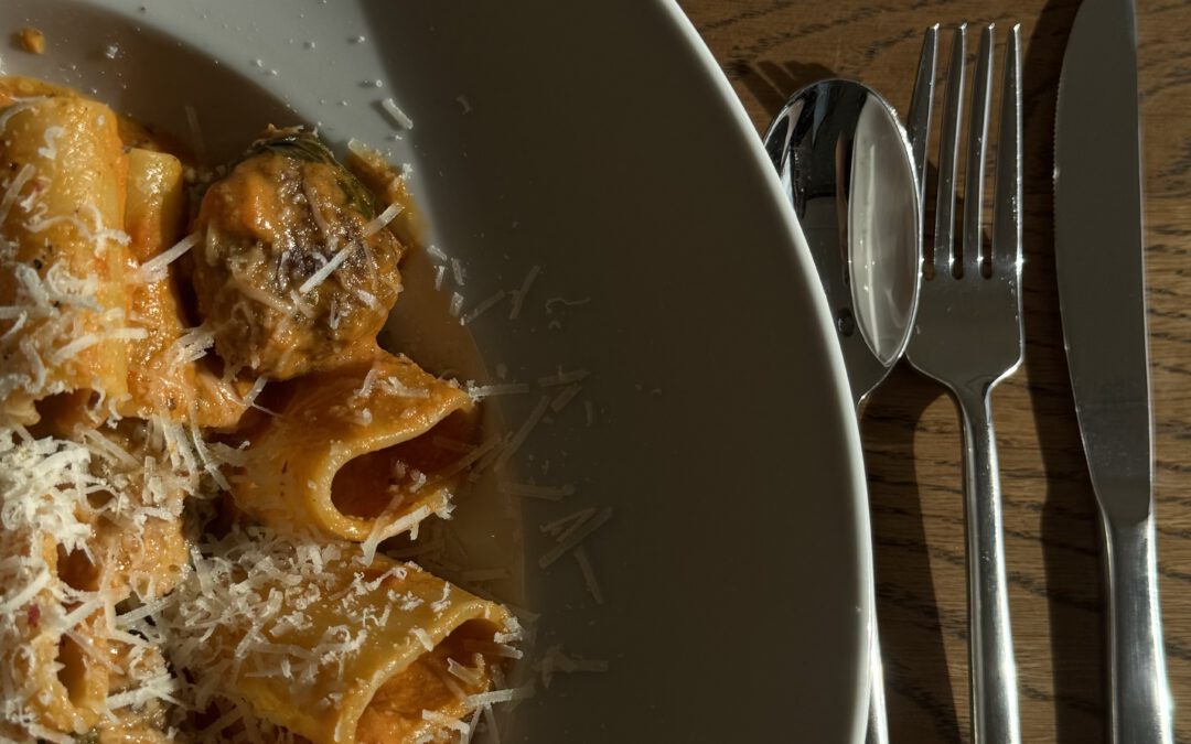 Rigatoni & Meatballs